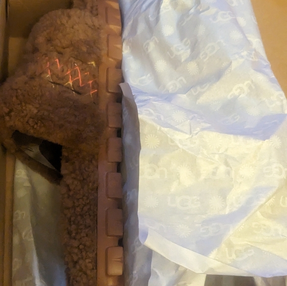 UGG Women's size 12 Cozetta Braid Embroidered Wool Slippers - Picture 16 of 16